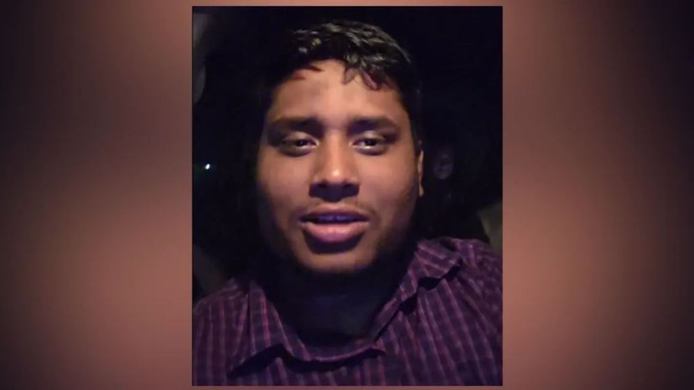 মধ্যরাতে লাইভে এসে দেবীদ্বারবাসীর কাছে বিচার দিলেন হাসনাত