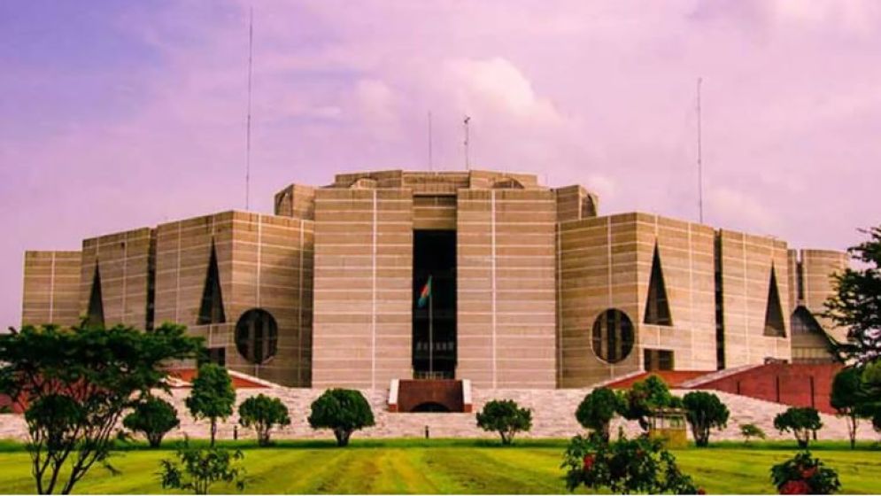 মন্ত্রিসভায় থাকতে পারেন যারা, আলোচনায় যত নতুন মুখ