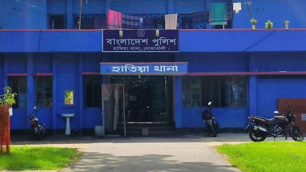 হাতিয়ায় শাপলা কলিতে ভোট দেওয়ায় তিন সন্তানের জননীকে ধর্ষণের অভিযোগ