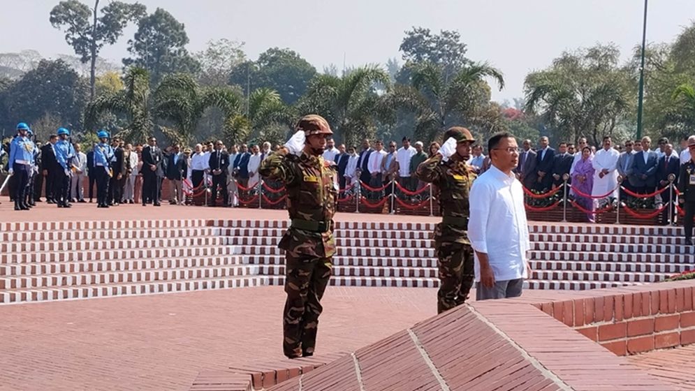 জাতীয় স্মৃতিসৌধে প্রধানমন্ত্রী তারেক রহমানের শ্রদ্ধা