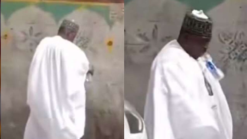 গাড়িবহর থামিয়ে সড়কেই প্রস্রাব, গভর্নরের কাণ্ডে তোলপাড়