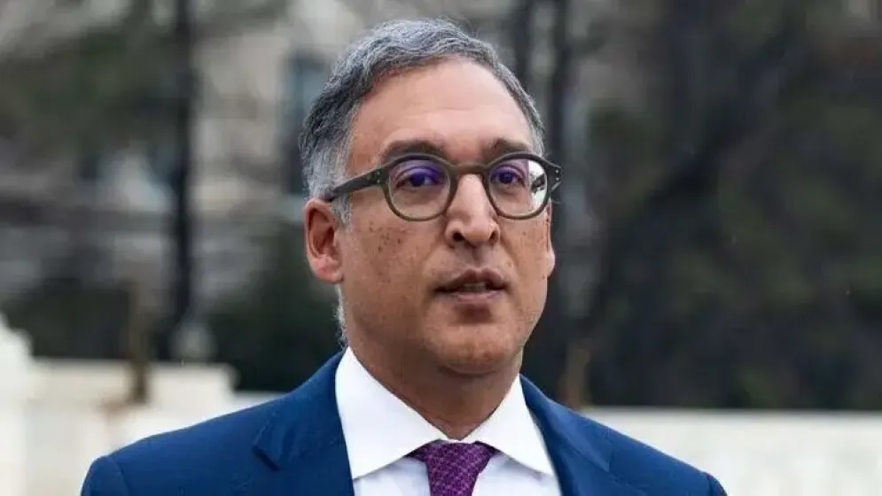 মার্কিন সুপ্রিম কোর্টে ট্রাম্পের শুল্কনীতি বাতিলের পেছনে কে এই ভারতীয়?