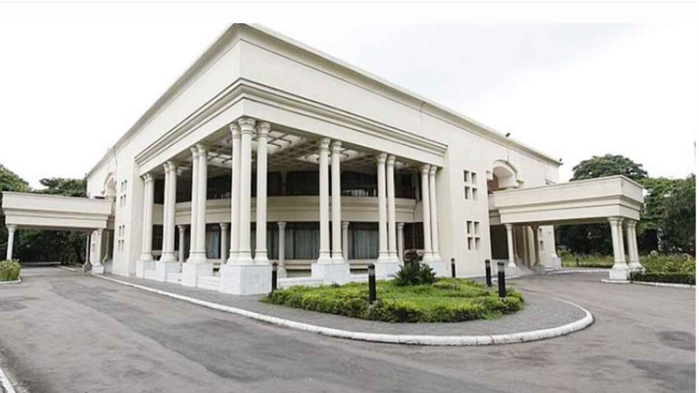 সাবেক উপদেষ্টাদের সরকারি বাসা ছাড়ার নির্দেশ, না হলে দিতে হবে ভাড়া