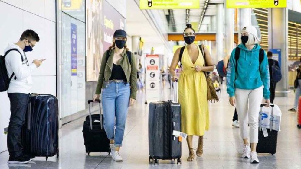 যুক্তরাজ্যে ভ্রমণের নতুন নিয়ম কাদের জন্য প্রযোজ্য?