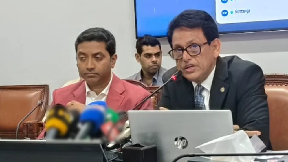 শিক্ষার্থীদের রাতে ঘোরাঘুরি নিয়ে যা বললেন শিক্ষামন্ত্রী