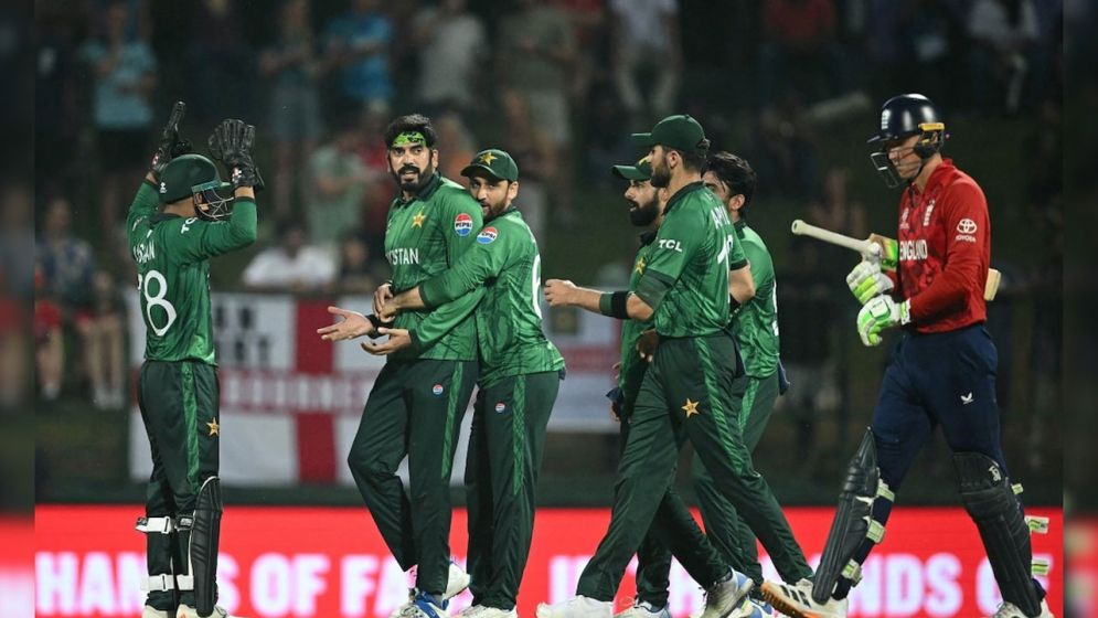 যে ৪ সমীকরণে সেমিফাইনালে উঠতে পারে পাকিস্তান