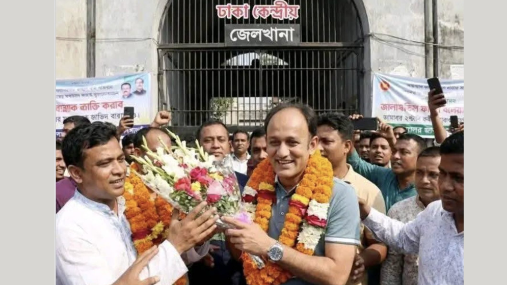 ব্যারিস্টার সুমনের জামিনের সেই ছবি নিয়ে যা বলল ফ্যাক্টওয়াচ