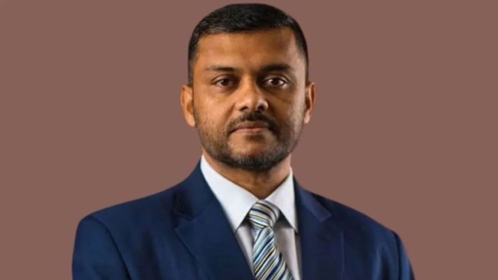 ড. মুহাম্মদ ইউনূসকে নিয়ে শিশির মনিরের পোস্ট ভাইরাল