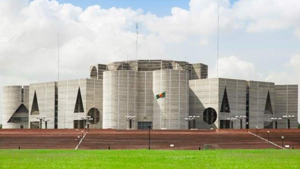 চাকরির বয়স ৩২ করাসহ অন্তর্বর্তী সরকারের অধ্যাদেশগুলোর ভাগ্যে কী