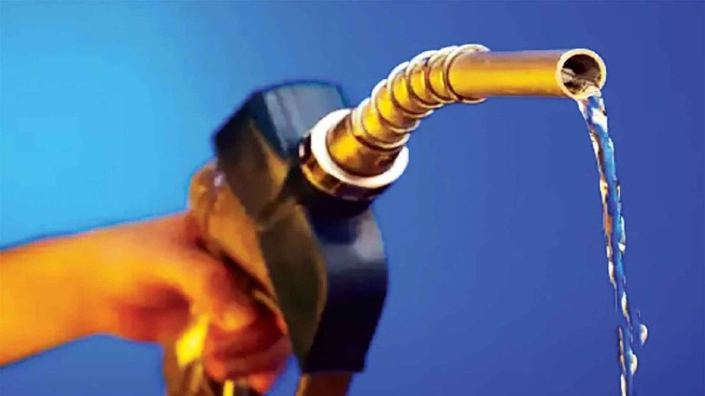 জ্বালানি তেলের দাম ৪০ শতাংশের বেশি বাড়ল, গ্যাসের দাম প্রায় ডাবল