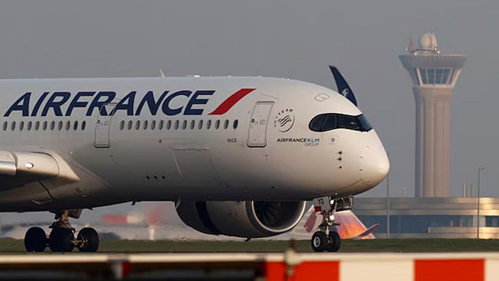 হামলার মুখে আমিরাত পৌঁছানোর আগে ফিরে গেল ফরাসি বিমান