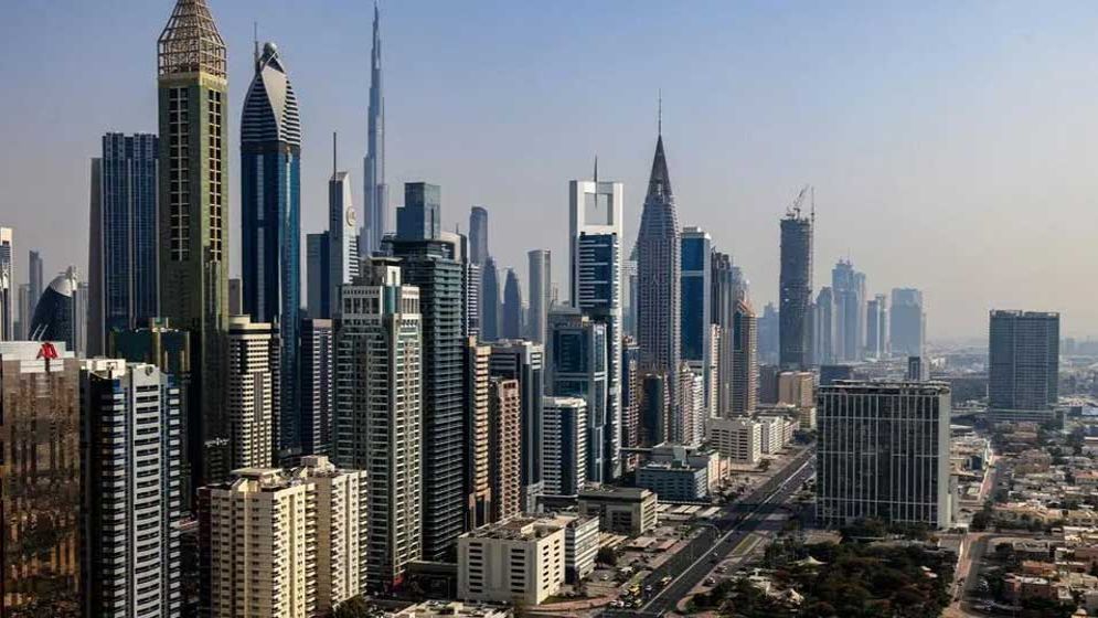 ভয়ে দুবাই থেকে যেভাবে সম্পদ সরাচ্ছেন ধনী এশীয়রা