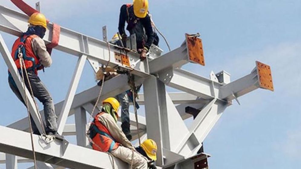 মধ্যপ্রাচ্যের যুদ্ধের প্রভাবে অনিশ্চয়তায় বাংলাদেশের শ্রমবাজার