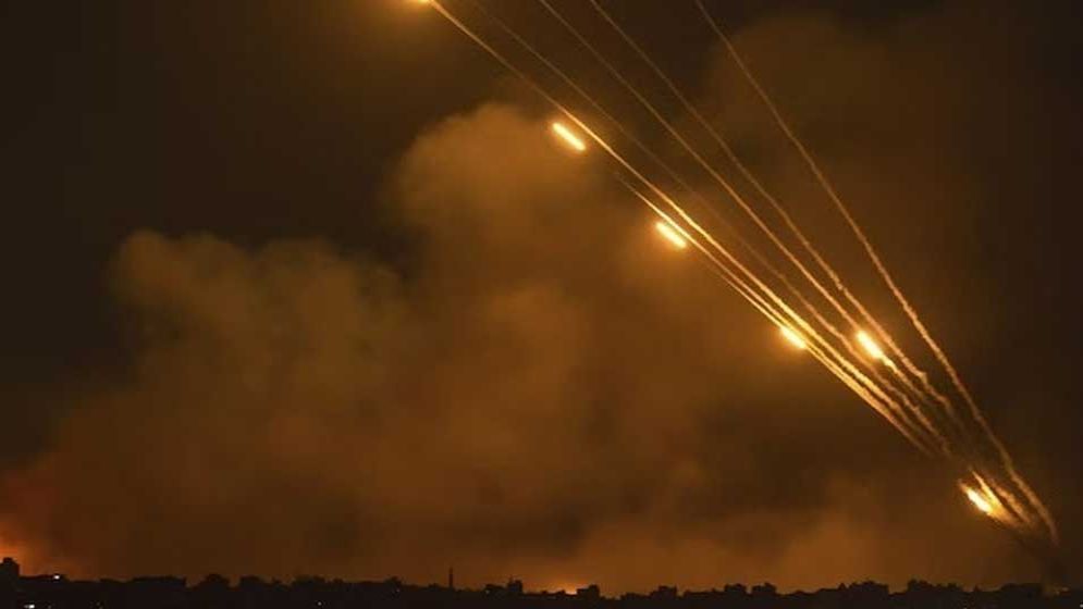 তিন দেশে ইরানের পাল্টা হামলা, ২২০ মার্কিন সৈন্য ও কমান্ডার হতাহত