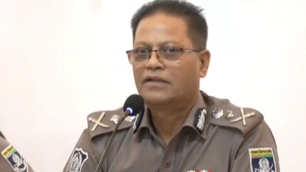 হাদি হত্যায় গ্রেপ্তার দুইজনকে ফেরত আনার প্রক্রিয়া জানালেন আইজিপি