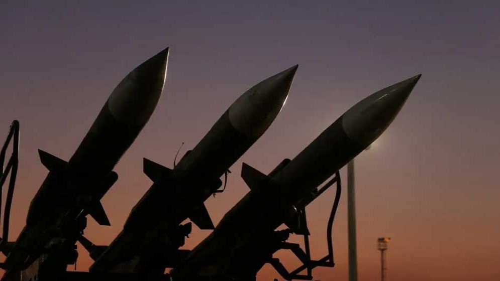 এক টনের নিচে আর কোনো ক্ষেপণাস্ত্র ছুড়বে না ইরান