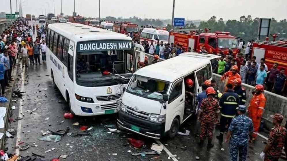 নববধূকে নিয়ে ঘরে ফেরা হলো না, বর-কনেসহ নিহত ১৪