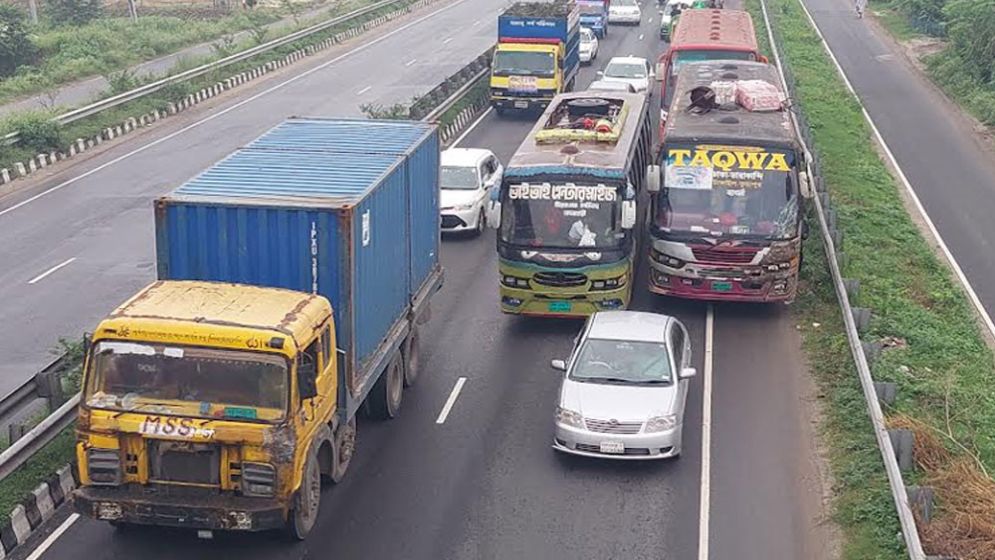 ঈদের আগে-পরে ৬ দিন বন্ধ থাকবে যেসব যানবাহন