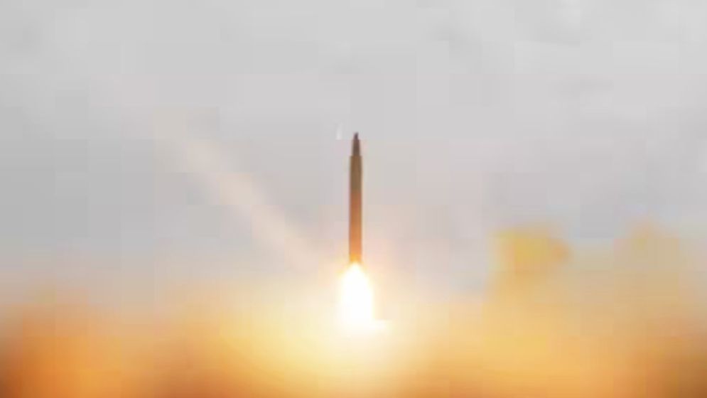 ইরানের নতুন ক্ষেপণাস্ত্র ‘সেজ্জিল’ কেন এত আলোচনায়?