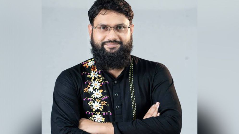 সড়ক দুর্ঘটনার কবলে এনসিপির এমপি আতিক মুজাহিদ