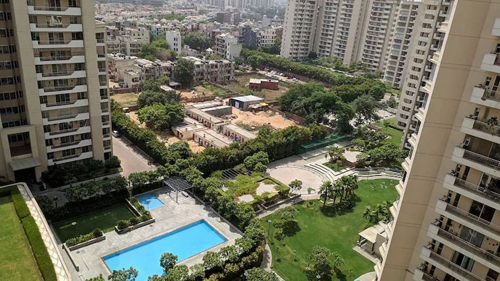 দুই বছরের কন্যাকে নিয়ে ২৩ তলা থেকে ঝাঁপ দিলেন বাবা