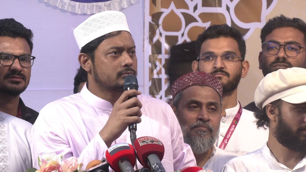 ক্ষমা চাইলেন নাসিরুদ্দিন পাটোয়ারী