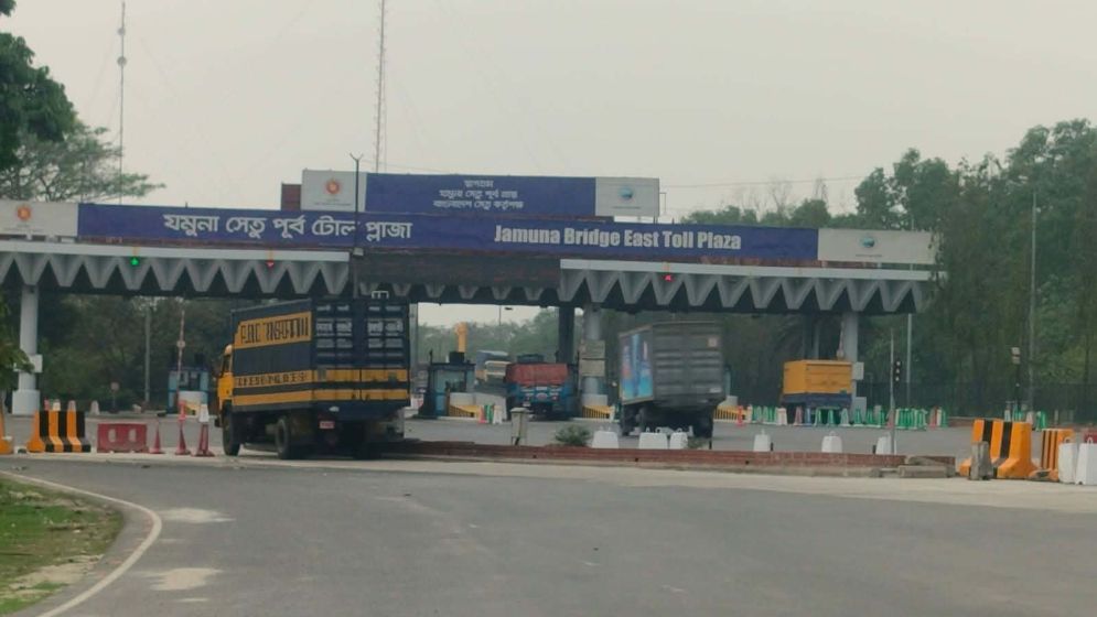 যমুনা সেতুতে ৪৮ ঘণ্টায় যানবাহন পারাপারে রেকর্ড, টোল আদায় সাড়ে ৬ কোটি টাকা