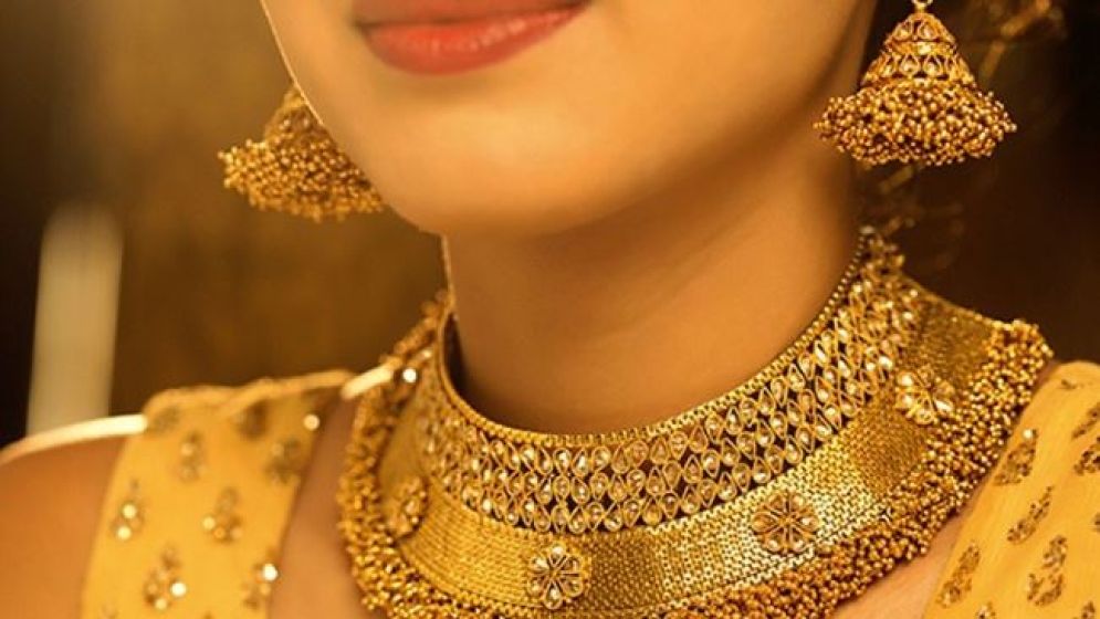 ঈদের আগে স্বর্ণের দাম নিয়ে সুখবর