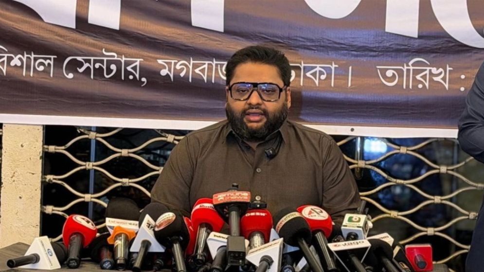 হাসনাত আব্দুল্লাহর হস্তক্ষেপে আবারও চালু হচ্ছে নবীনের শোরুম