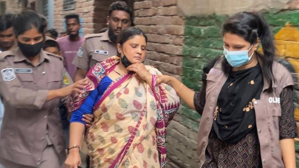 লালবাগে গোপন মাদক আস্তানা, অভিযানে বেরিয়ে এলো চাঞ্চল্যকর তথ্য