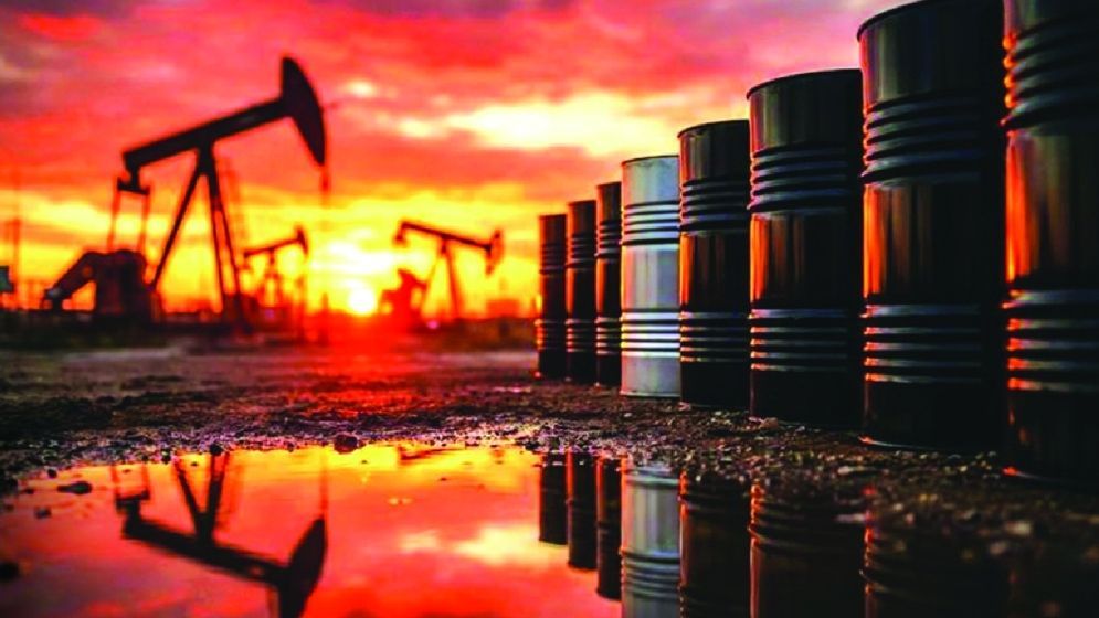 ট্রাম্পের ঘোষণার পর কমতে শুরু করেছে তেলের দাম