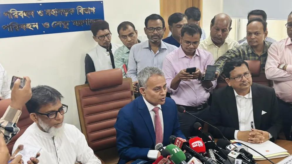 ঈদযাত্রা স্বস্তির হয়েছে, বললেন সড়কমন্ত্রী