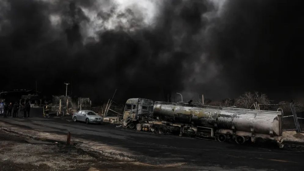 ইরান যুদ্ধ দিয়ে ‘শেষ জামানা’য় ঢুকে গেছে বিশ্ব