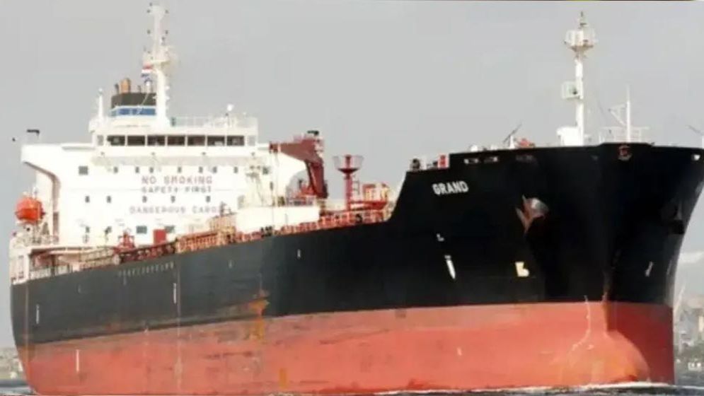 মালয়েশিয়া থেকে এলো ২৭৩০০ টন ডিজেল