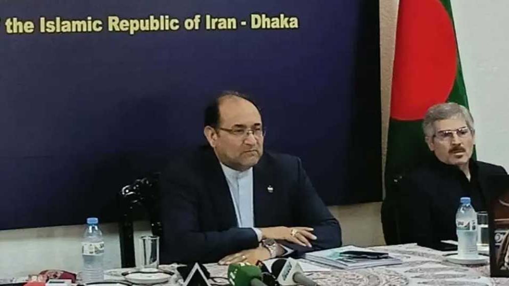 আটকেপড়া বাংলাদেশের ৬ জাহাজকে হরমুজ পাড়ি দেওয়ার অনুমতি দিল ইরান