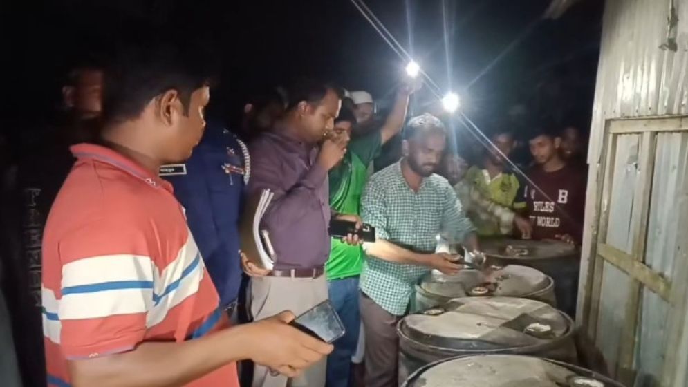 ব্রাহ্মণবাড়িয়ায় ৫ হাজার লিটার জ্বালানি তেল জব্দ