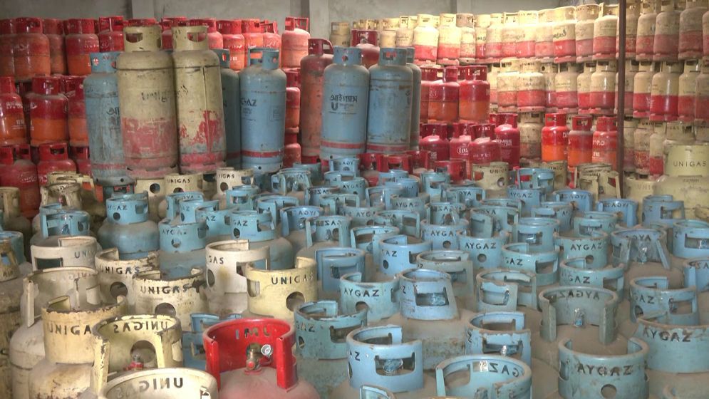 এবার বাড়ল অটোগ্যাসের দামও