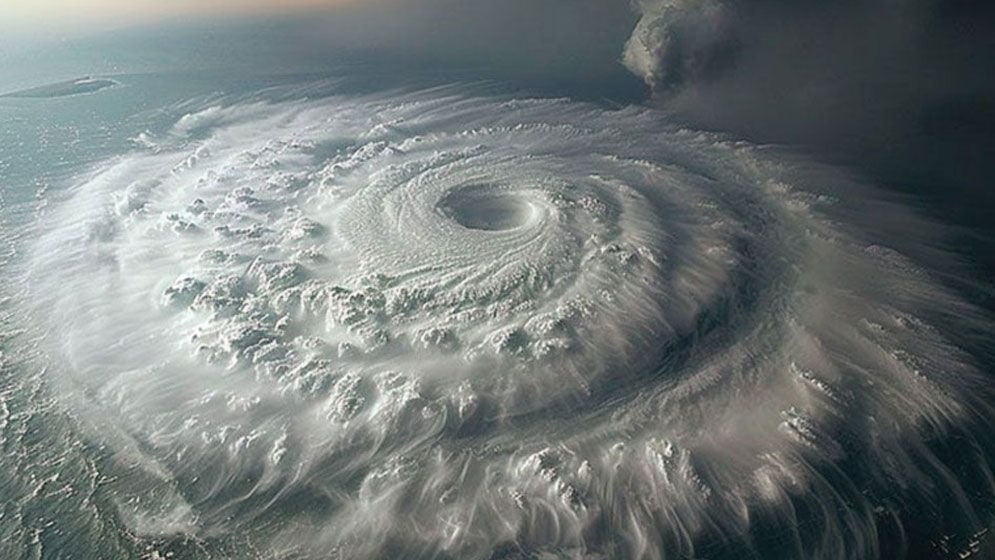 ধেয়ে আসছে ঘূর্ণিঝড়, আঘাত হানতে পারে এপ্রিলেই