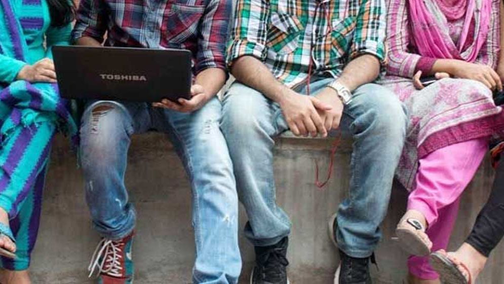 ২৪ ঘণ্টায় ৫ বিশ্ববিদ্যালয় শিক্ষার্থীর অস্বাভাবিক মৃত্যু