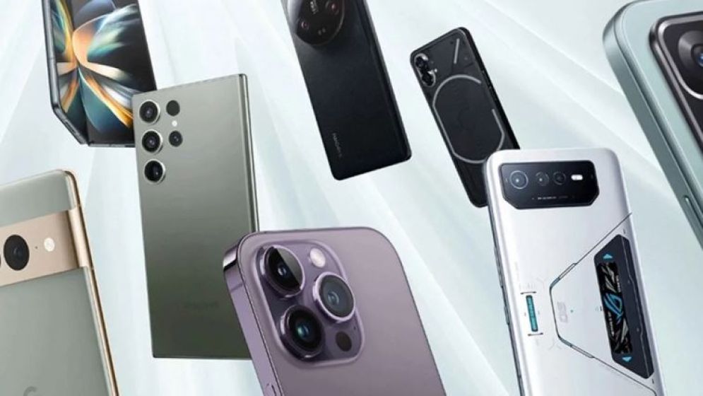 ফোনে গোপন নজরদারি চালাচ্ছে যেসব অ্যাপ