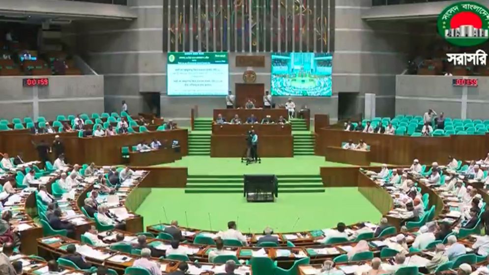 সংসদ সদস্যদের খেলাপি ঋণ ৩ হাজার ৩৩০ কোটি : অর্থমন্ত্রী