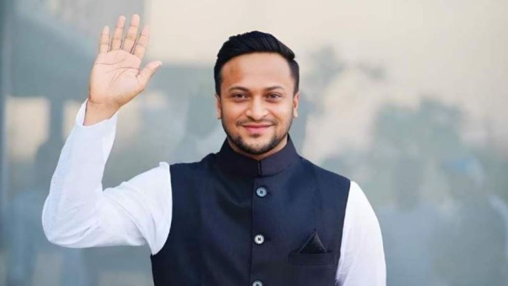 আবারো আওয়ামী লীগের রাজনীতিতে ফেরার ইঙ্গিত দিলেন সাকিব