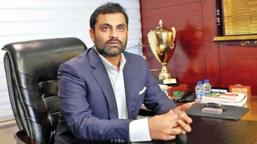 ক্রিকেট বোর্ডে ছেলেখেলা