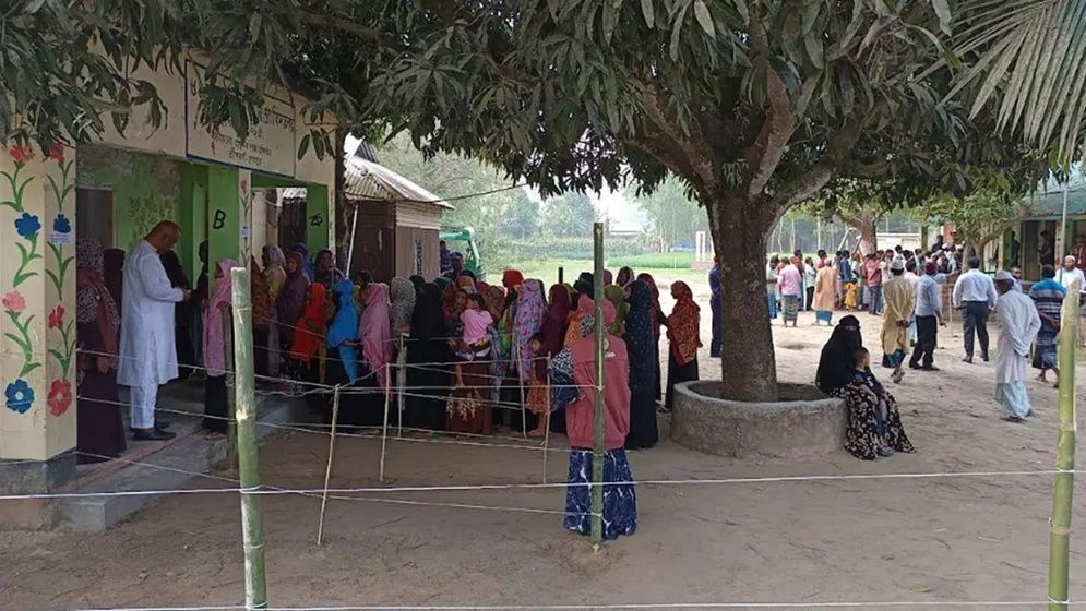 বগুড়া-৬ ও শেরপুর-৩ আসনে ভোটগ্রহণ চলছে