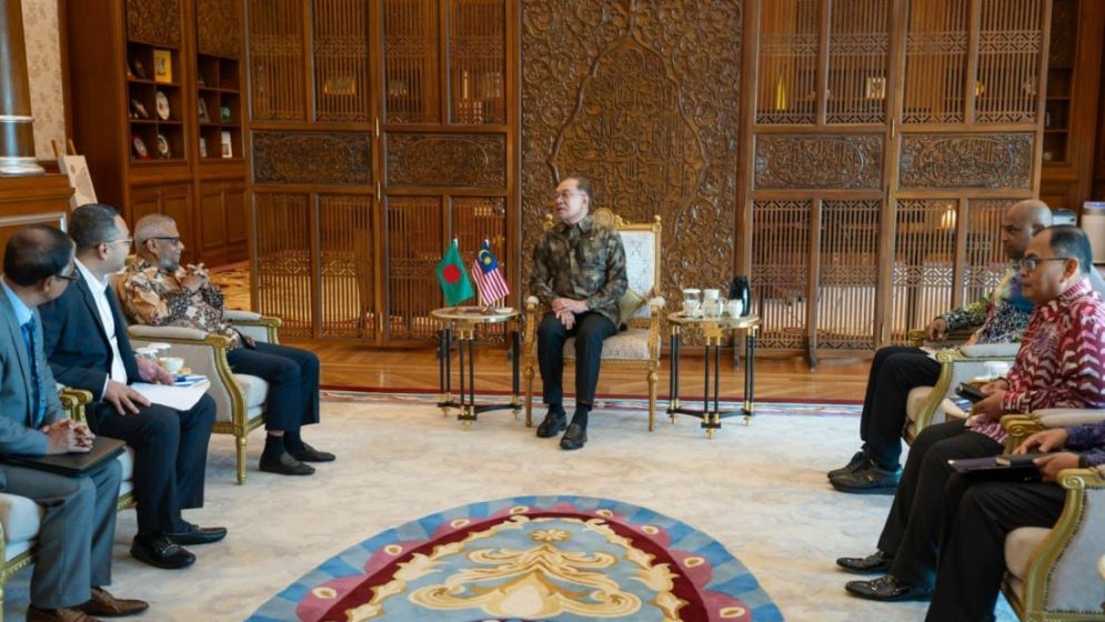 বাংলাদেশি কর্মীদের জন্য মালয়েশিয়ার দুয়ার খুলছে আবার