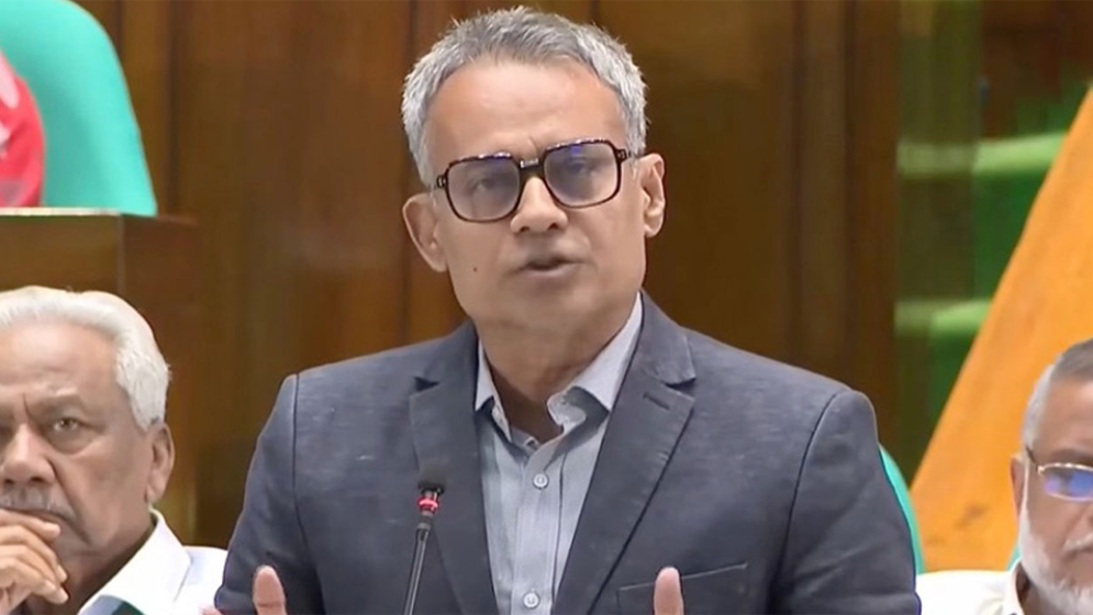 রেলে যুক্ত হচ্ছে ২০০ ব্রডগেজ কোচ, বাড়বে ট্রেনের সংখ্যা : মন্ত্রী