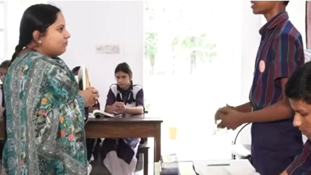 ২ কোটি টাকার বৃত্তি নিয়ে চা বাগান থেকে হার্ভার্ডে শান্তা যাদব