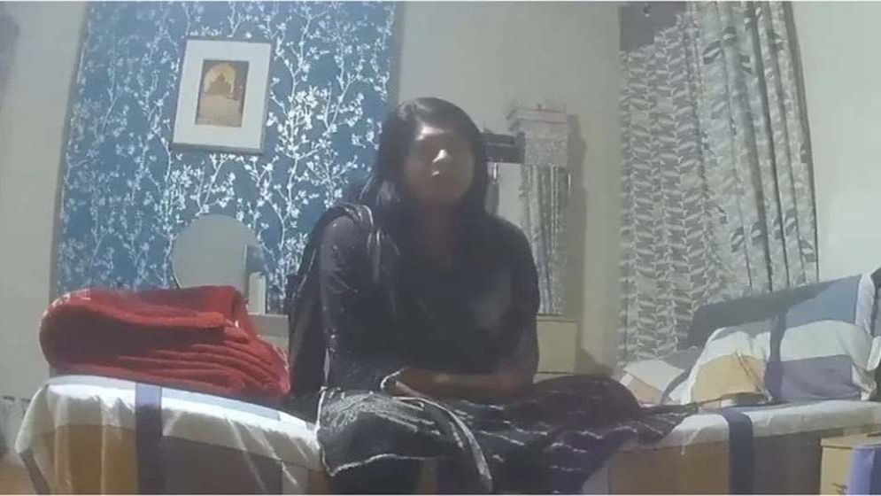 যুক্তরাজ্যে বাংলাদেশিসহ অভিবাসীদের ভুয়া সমকামী বানাচ্ছে ‘ল ফার্ম’