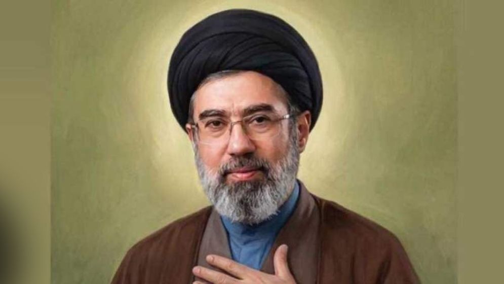 নীরবতা ভেঙে কঠিন যে হুঁশিয়ারি দিলেন ইরানের সর্বোচ্চ নেতা