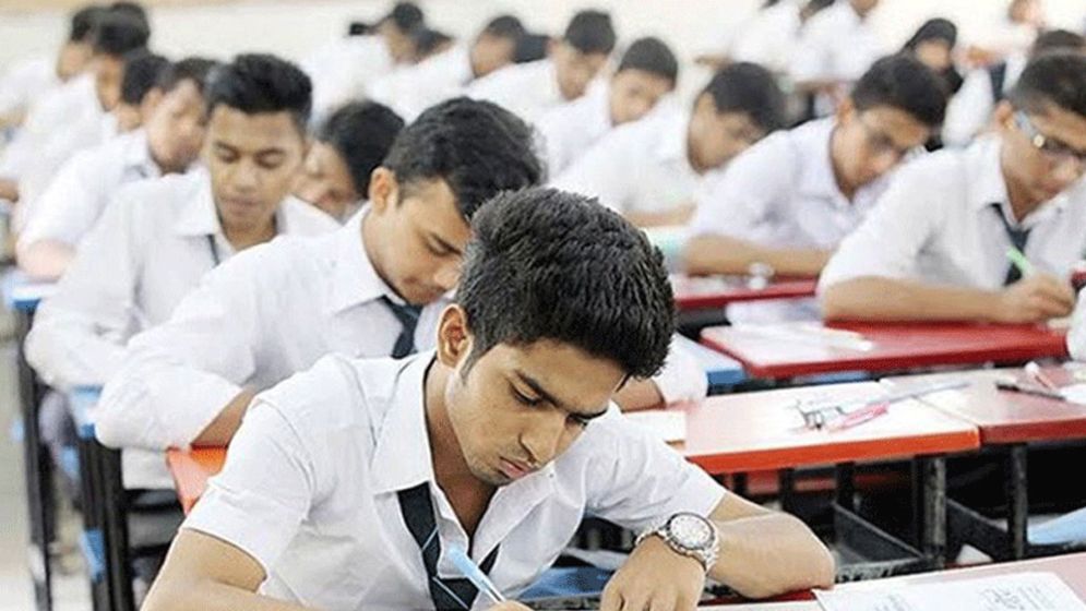 এসএসসি পরীক্ষা নিয়ে ‘অতীব জরুরি’ নির্দেশনা